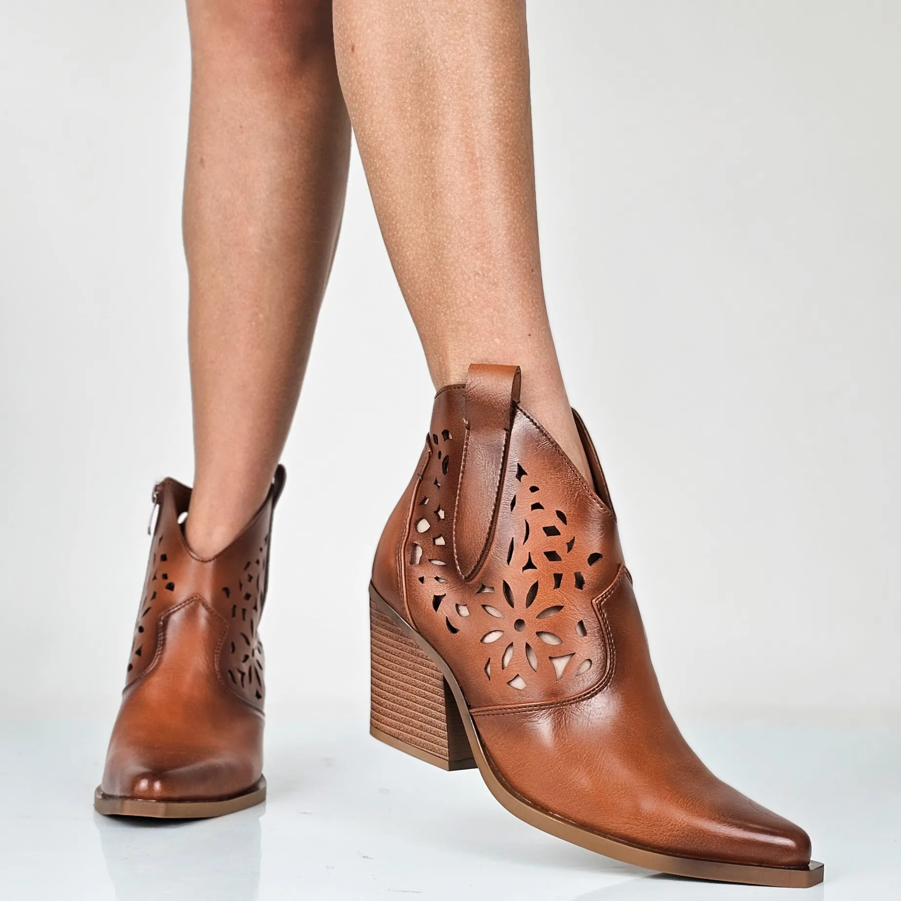 Amelie - Stivaletti Texani Donna Gambale Laserato